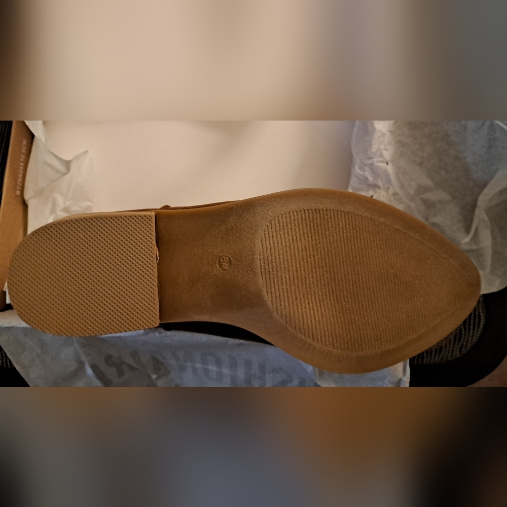 CUSHIONAIRE Western Boots BRAND NEW size 8 EMBROIDERED stacked heel BROWN - Picture 6 of 7